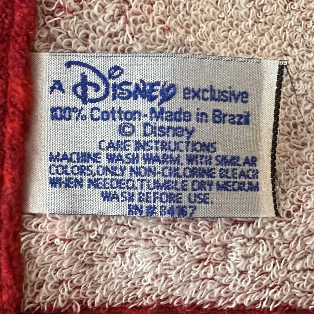 Disneyland Beach Towel 2005 (Retired) Collectible